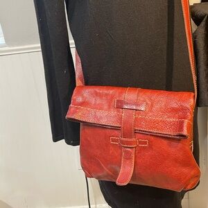 THE FRYE COMPANY Artisan Crossbody Bag